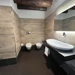 Apartment Ca' Del Vecio, In Centro Storico, Piazza Garibaldi *