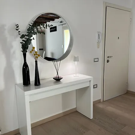 Ca' Del Vecio, In Centro Storico, Piazza Garibaldi Apartamento *