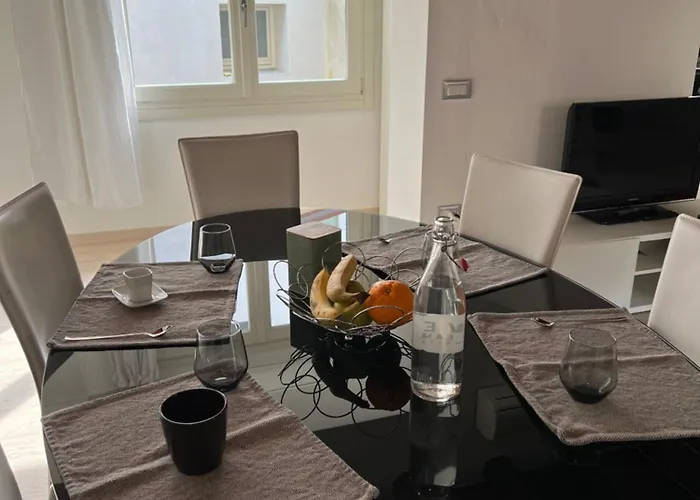 Ca' Del Vecio, In Centro Storico, Piazza Garibaldi Apartman