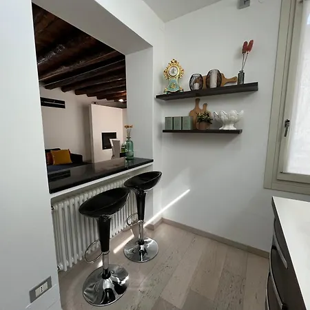 Ca' Del Vecio, In Centro Storico, Piazza Garibaldi Bassano del Grappa
