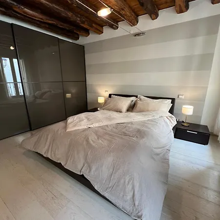 Ca' Del Vecio, In Centro Storico, Piazza Garibaldi Bassano del Grappa